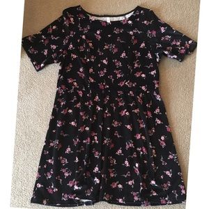 Vintage-Rose Pattern Dress